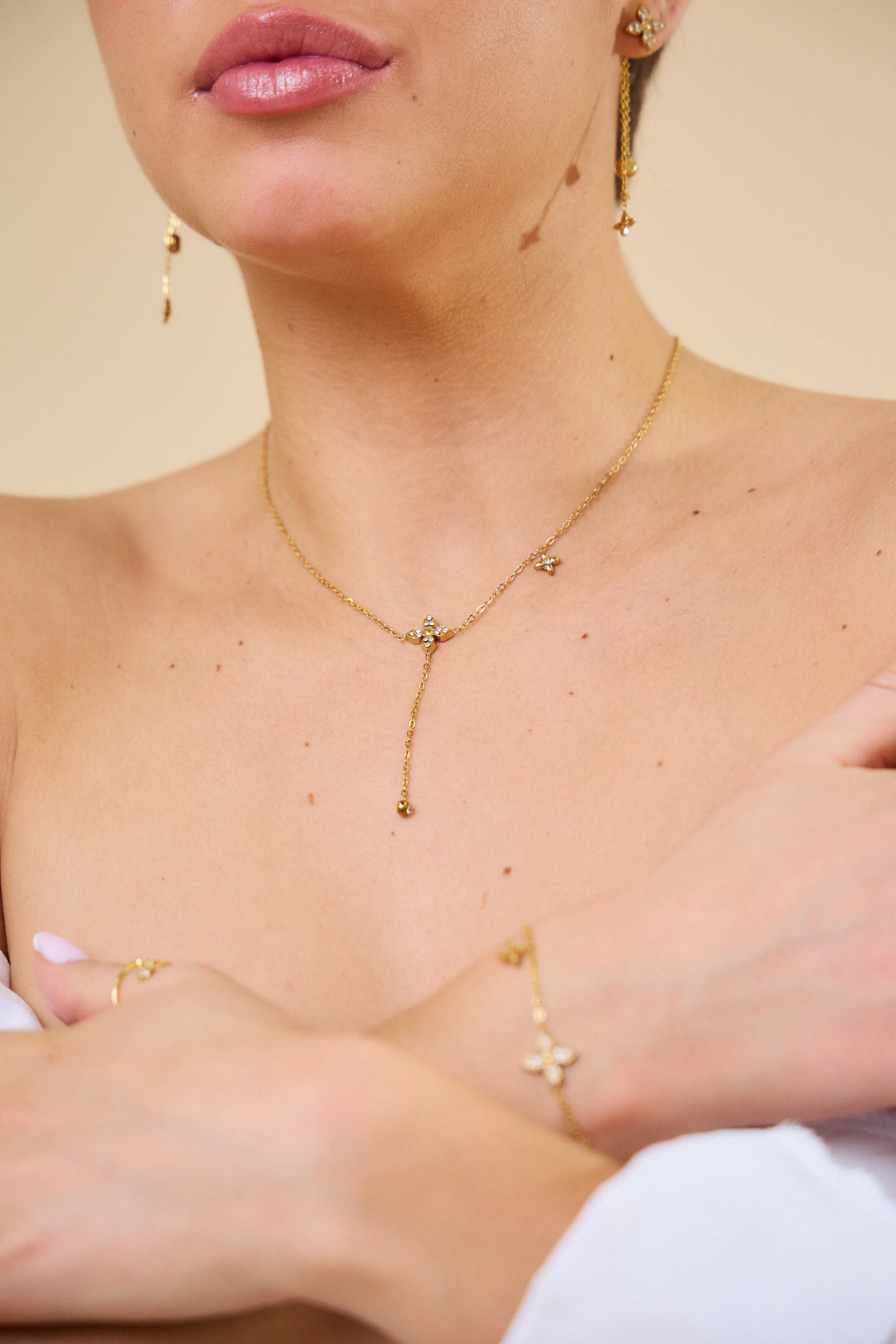 Asymmetrical Star Necklace in Stainless Steel