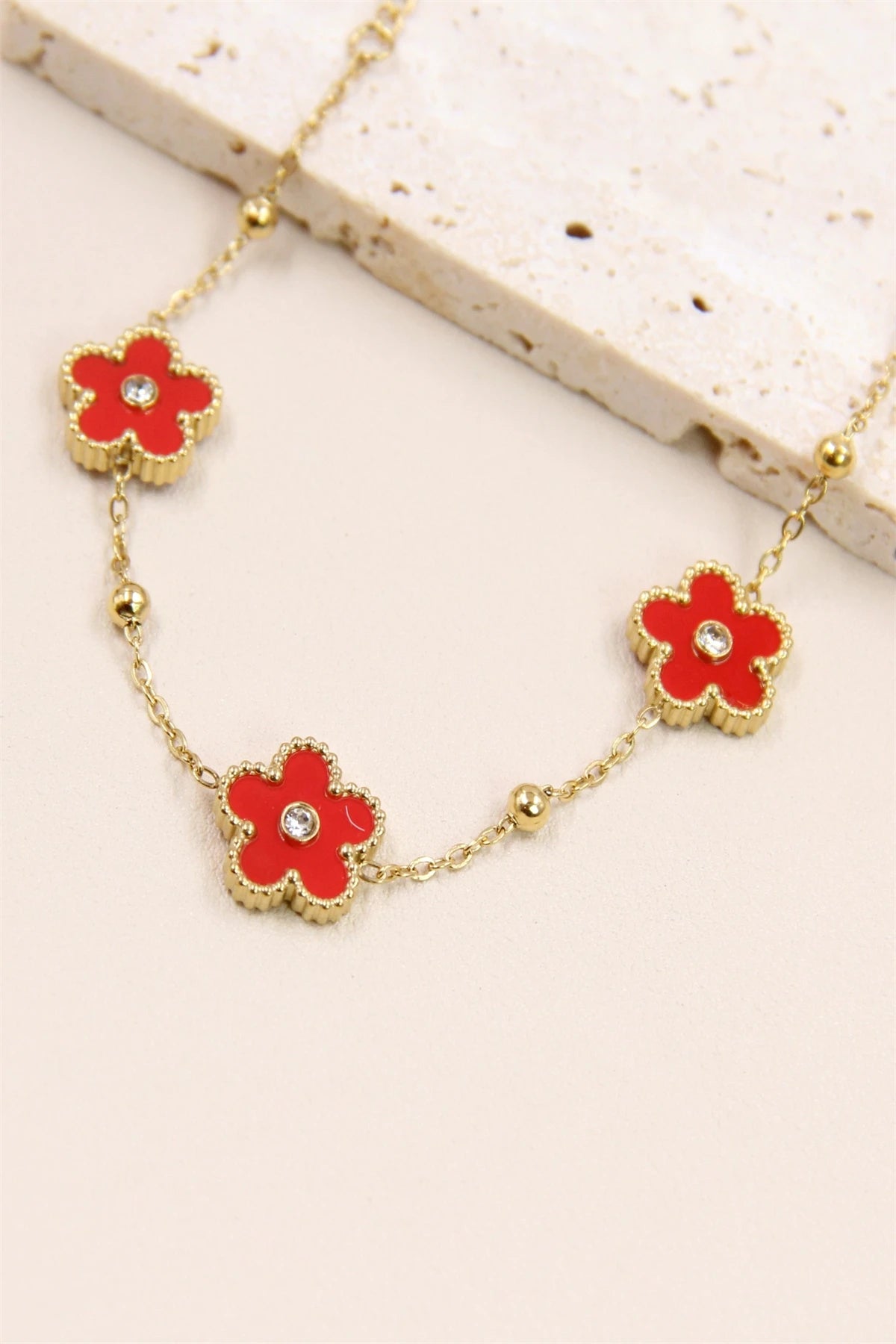 Stainless Steel Rhinestone Flower Bracelet: A Dream Accessory